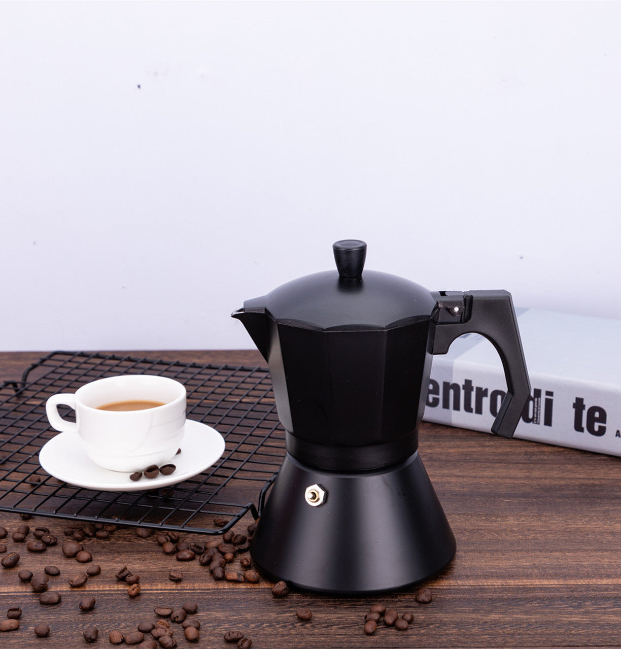 Sleek Italian Moka Coffee Brewer