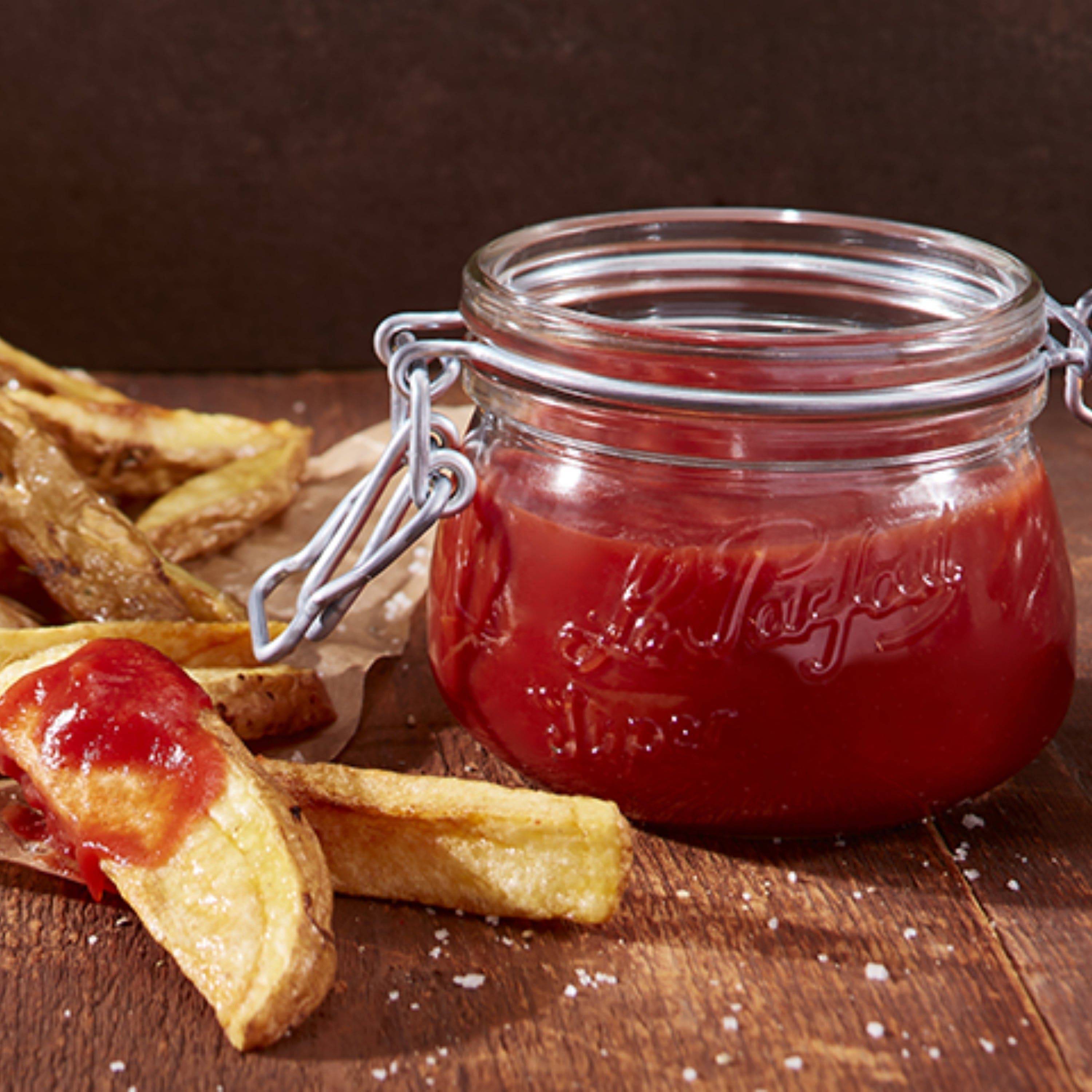 Le Parfait Super Jars, French Glass Canning Jars with Stainless Wire-Bail Clamp Lid by Le Parfait America